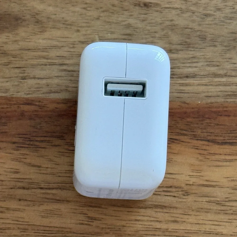 OEM Genuine Apple 12W 2.4A Power Adapter USB Charger For iPhone iPad iPod A1401
